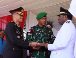 Kapolres Keerom Hadiri Upacara HUT ke-80 RI, Polres Keerom Pastikan Pengamanan Seluruh Rangkaian Kegiatan Berjalan Kondusif