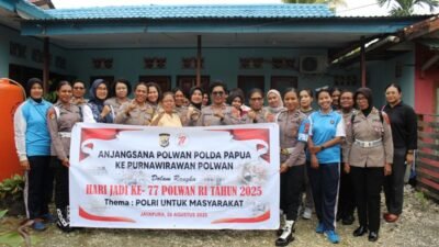 Peringati HUT Polwan ke-77, Polwan Polda Papua Anjangsana ke Purnawirawan