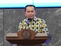 Pj Gubernur Papua Serukan Persatuan Lewat Ibadah Lintas Agama