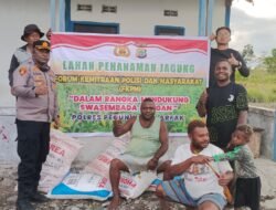Kapolres Pegunungan Arfak Melaksanakan Giat Pendistribusian Pupuk Kepada Kelompok Tani
