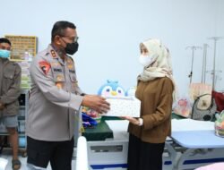 Kapolda Papua Kunjungi Korban Kerusuhan Yalimo di RS Bhayangkara Jayapura