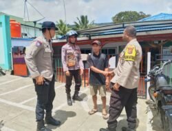 Sat Binmas Polres Tolikara Sambang dan Silahturahmi ke Pengurus Masjid Baitul Muttaqin Karubaga