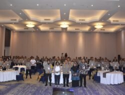 Kabid Humas Polda Papua Resmi Tutup Rakernis Humas Polda Papua T.A. 2025