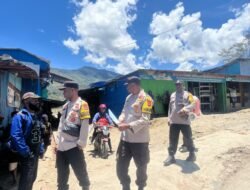 Wujudkan Lingkungan Aman dan Bersih, Polres Tolikara Bersama LMA Gelar Himbauan Kamtibmas kepada Warga