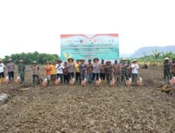Polda Papua Dukung Program Swasembada Pangan Melalui Penanaman Jagung Serentak Kuartal IV di Keerom