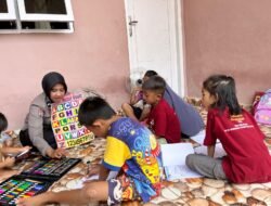 Operasi Rasaka Cartenz 2025 Latih Anak-Anak Menulis Rapi di Distrik Heram