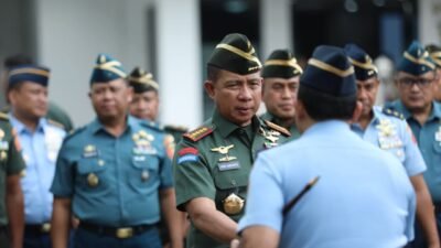 Panglima TNI Berikan Kuliah Umum kepada 111 Pasis Sesko TNI dan Resmikan Lapangan Olahraga Sesko TNI