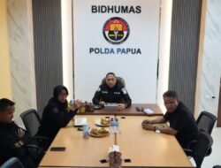 Polda Papua Gelar Rapat Kinerja Kehumasan Bersama Polres Jajaran Melalui Zoom Meeting