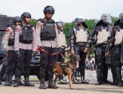 Polri Peragakan Model Pelayanan Unjuk Rasa Terbaru pada Apel Kasatwil 2025, Dirsamapta: “Semua Tindakan Harus Sesuai Prosedur dan Berbasis HAM”