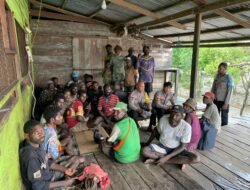 Polsubsektor Tabonji Gelar Patroli Dialogis dan Pembinaan Kamtibmas di Kampung Iromoro