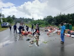 Humanis dan Sigap, Wakapolres Sarmi Pimpin Mediasi Pemalangan Sampah di Mararena