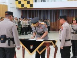 Kapolda Papua Barat Pimpin Penyambutan Wakapolda Papua Barat dan Sertijab Tujuh Pejabat Utama