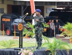 Kapolda Papua Teguhkan Tradisi Brimob dalam Serah Terima Dhuaja Satya Paksi Kanta