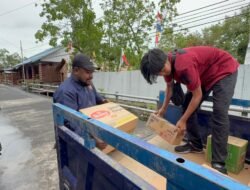 Komitmen Polri Tingkatkan Kesejahteraanm Masyarakat OAP, Polres Asmat Salurkan Bantuan Pengembangan Usaha UMKM