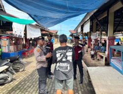 Hadir di Tengah Aktivitas Warga, Samapta Polres Sarmi Amankan Pasar Mararena