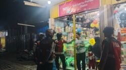 Satuan Samapta Polres Waropen Intensifkan Patroli Dialogis Malam Hari, Jaga Kamtibmas Tetap Kondusif