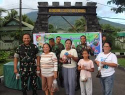 Wujud Kepedulian dan Kebersamaan di Bulan Ramadhan, Dandim 1310/Bitung bersama Anggota dan Persit Kodim 1310/Bitung Berbagi Takjil di Depan Makodim