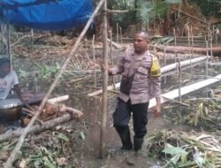 Bhabinkamtibmas Distrik Rumberpon Laksanakan Sambang dan Himbauan Kamtibmas di Kampung Yembekiri II