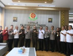 Kapolda Papua Barat Silaturahmi dengan Kepala Kejaksaan Tinggi Papua Barat, Perkuat Sinergitas Penegakan Hukum
