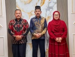 Momentum Idul Fitri 1447 H, Redaksi Pitanews.com Silaturahmi di Kediaman Kepala Desa Cilopadang