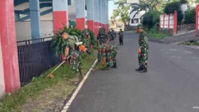 Wujud Nyata Gerakan Indonesia Asri, Personel Kodim 1310/Bitung dan Yonif TP 916/BS Kerja Bakti Bersih Lingkungan dan Fasilitas Umum