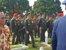Tangis Haru Iringi Pemakaman Mayor Zulmi, Prajurit Berprestasi TNI