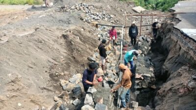 Pembangunan Jembatan Beton Mulai Dikebut di Girian Indah, Dandim 1310/Bitung Pastikan Pekerjaan Selesai Tepat Waktu