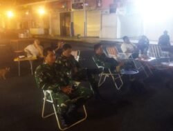 Ciptakan Suasana Akrab, Personel Kodim 1310/Bitung Nonton Bareng Piala Dunia 2026 Bersama Masyarakat
