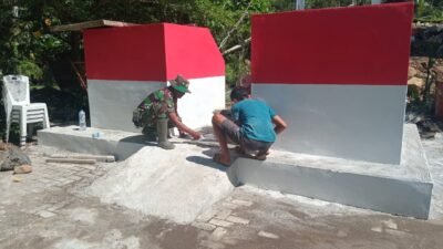 Jembatan Perintis Garuda Hampir Rampung, Tahap Pengacian Lantai Jembatan Dikebut Bersama Warga dan TNI