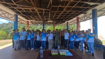 Perkuat Karakter Generasi Muda Sejak Dini, Babinsa Koramil 1310-02/Lembeh Berikan Materi Bela Negara kepada Siswa Baru SMKN 3 Bitung dalam Kegiatan MPLS